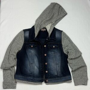 LEI Blue Denim Jacket with Gray Sleeves and Hood Size XL Juniors EUC